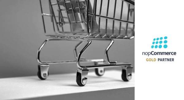Shopping cart next to nopCommerce logo.